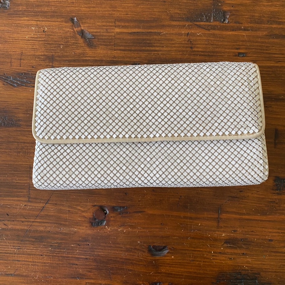 Whiting and Davis International White Mesh Clutch Evening Bag Envelope Wallet